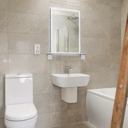 The Hoggest@high House Farm Watermillock